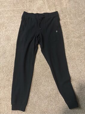 Born Primitive Cloud Jogger Black L Men’s Ultra Soft Zipper Pockets EUC